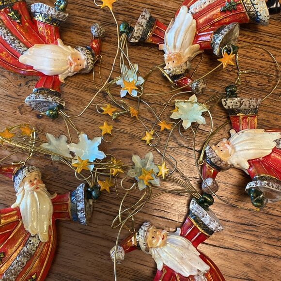 Five Vintage Resin Santa Ornaments (Red Suits) - Picture 3 of 10